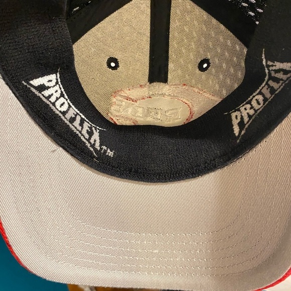 REDS by Outdoor Cap fitted Hat XS/S (CN) - Picture 13 of 13